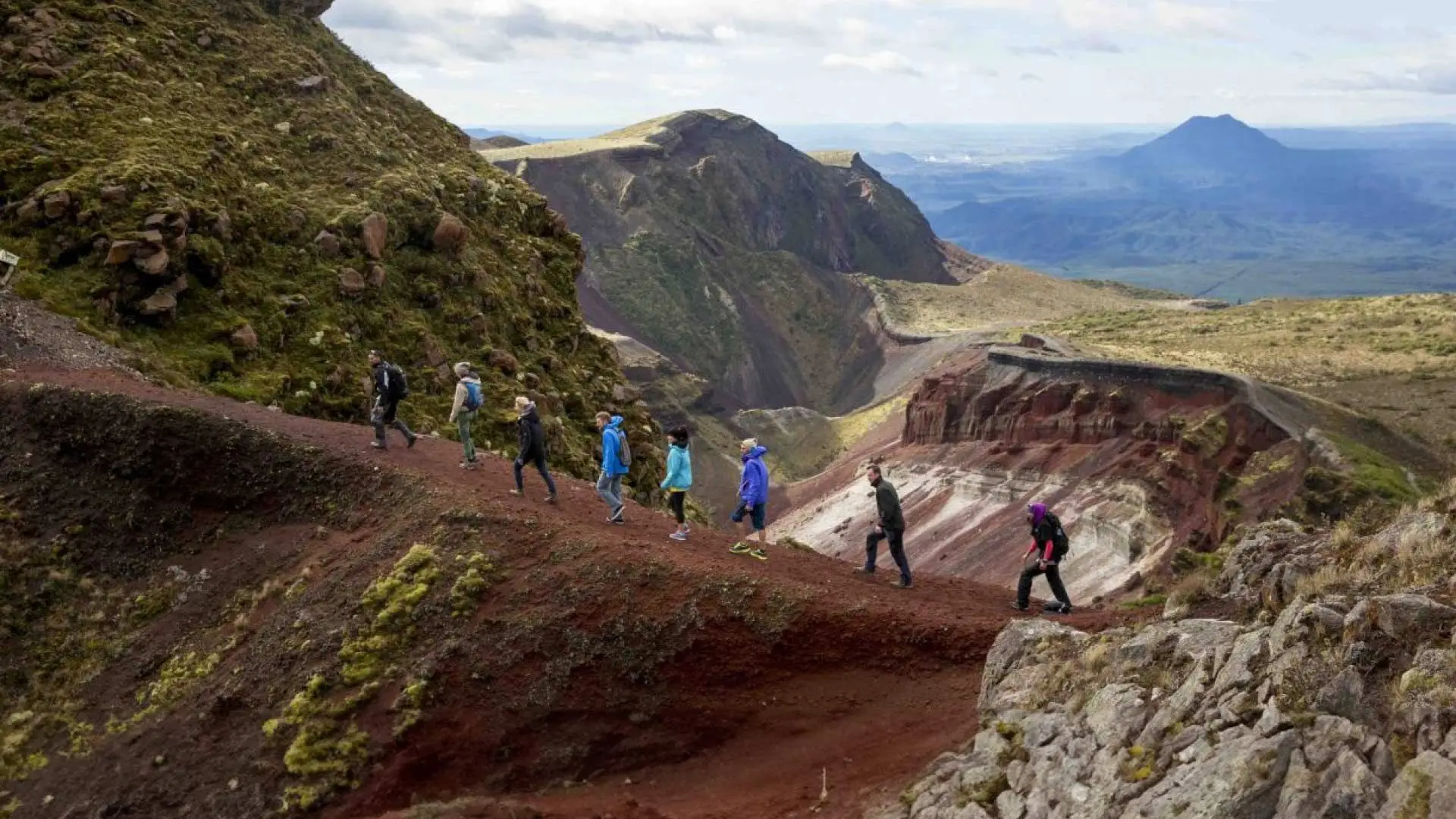 Mt Tarawera Hike