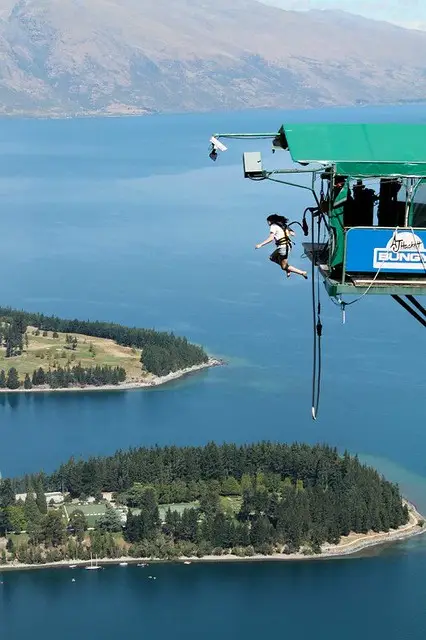 Bungee Jumping in Queenstown