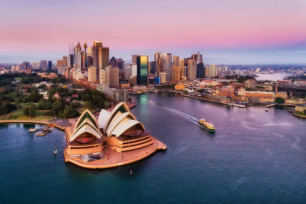 Cruises to Australia & New Zealand