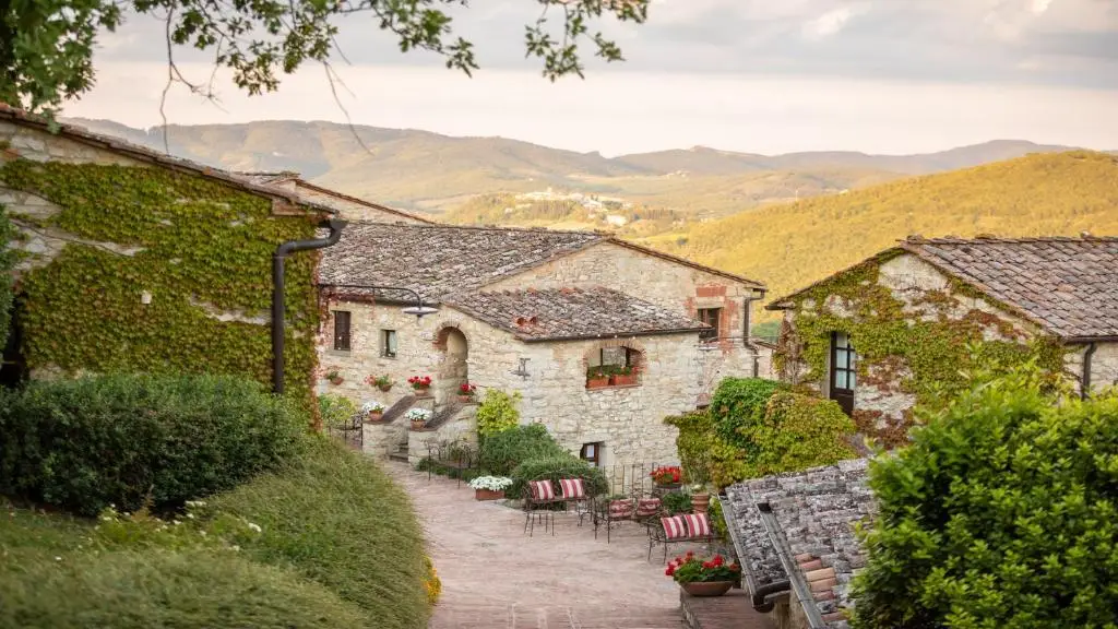 Borgo Vescine (Hotel)